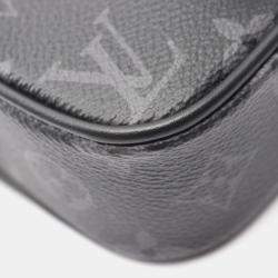 مملوكة مسبقًا حقيبة لوي فيتون نانو بيدفي كانفاس ومونوغرام جلد إكليبس أسود