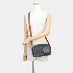 مملوكة مسبقًا Louis Vuitton Volga On Strap M69688 Black Monogram Eclipse Canvas Calfskin Leather Shoulder Bag