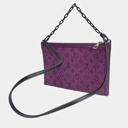Pre Owned Louis Vuitton Double Flat Messenger Bag