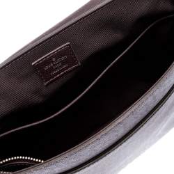 مملوكة مسبقًا Louis Vuitton Brown Taiga Leather Roman PM Bag