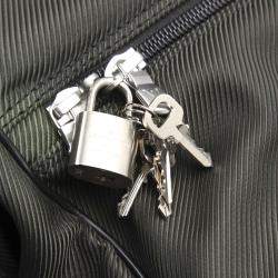 Pre Owned حقيبة لوي فيتون Santore Ardoise Garment Travel نايلون خضراء