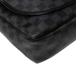Louis Vuitton Damier Graphite Canvas Renzo Messenger Bag