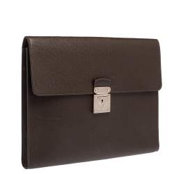 مملوكة مسبقًا Louis Vuitton Brown Taiga Leather Minuto Portfolio Case