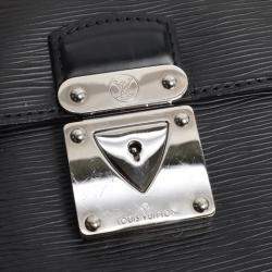 Pre Owned Louis Vuitton Black Taiga Leather Neo Robusto Bag