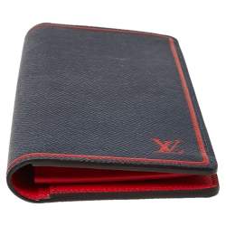 مملوكة مسبقًا Louis Vuitton Blue/Red Taiga Leather Brazza Wallet 