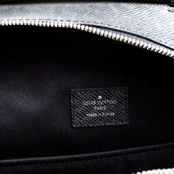 مملوكة مسبقًا حقيبة ظهر لوي فيتون انتون جلد تايغا أسود 