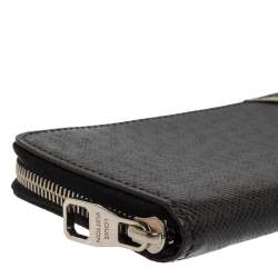 Louis Vuitton Black Taiga Leather Zippy Stripe Vertical Wallet