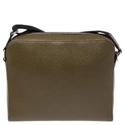 مملوكة مسبقًا Louis Vuitton Steppe Ardoise Taiga Leather Anton PM Bag