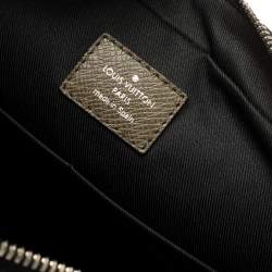 مملوكة مسبقًا Louis Vuitton Steppe Ardoise Taiga Leather Anton PM Bag