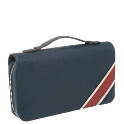 مملوكة مسبقًا محفظة لوي فيتون اكس أل زيبي خطوط رأسية جلد تايغا أزرق داكن