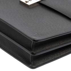 مملوكة مسبقًا حقيبة سفر لوي فيتون نيو روبوستو 1 جلد تايغا أردواز