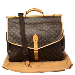 مملوكة مسبقًا Louis Vuitton Monogram Canvas Sac Chasse Hunting Bag