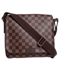 مملوكة مسبقًا Louis Vuitton Damier Ebene Canvas District PM Bag