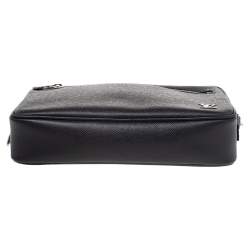 Pre Owned Louis Vuitton Black Taiga Leather Kasai Wristlet Bag