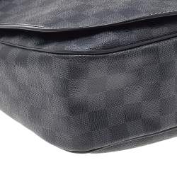 مملوكة مسبقًا Louis Vuitton Damier Graphite Canvas Daniel GM Messenger Bag