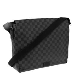 Pre Owned Louis Vuitton Damier Graphite Canvas District GM Bag