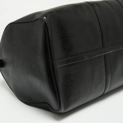 مملوكة مسبقًا Louis Vuitton Black Epi Leather Keepall 55 Bag