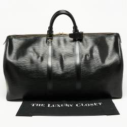 مملوكة مسبقًا Louis Vuitton Black Epi Leather Keepall 55 Bag