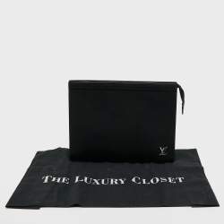 Pre Owned Louis Vuitton Black Taiga Leather Voyage Pochette 