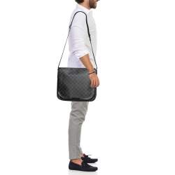 Pre Owned Louis Vuitton Damier Graphite Canvas District MM Bag