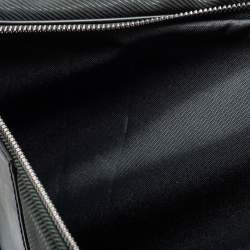 Pre Owned Louis Vuitton Green/Black Taiga Leather Large Gibeciere Garment Travel Bag