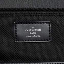 Pre Owned Louis Vuitton Green/Black Taiga Leather Large Gibeciere Garment Travel Bag