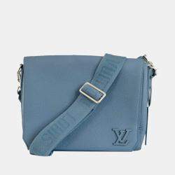 Louis Vuitton Black Monogram Prism Legacy Soft Trunk Bag For Sale at 1stDibs