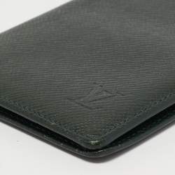 Louis Vuitton Green Taiga Leather Long Bifold Wallet