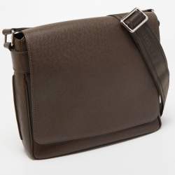 Pre Owned Louis Vuitton Brown Taiga Leather Roman PM Bag