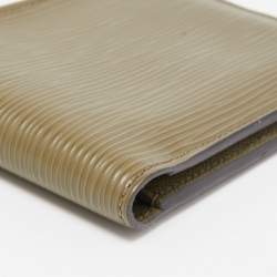 Pre Owned Louis Vuitton Green Epi Leather Multiple Wallet