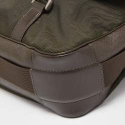 Pre Owned Louis Vuitton Brown/Green Taiga Leather Dersou Messenger Bag