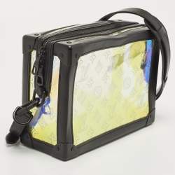 مملوكة مسبقًا Louis Vuitton Black Monogram Prism Legacy Soft Trunk Bag