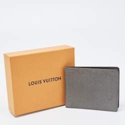 Louis Vuitton Grey Taiga Leather Bifold Wallet