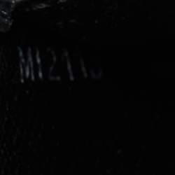 Pre Owned Louis Vuitton Black Taiga Leather Bifold Wallet