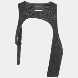 Pre Owned النسيج القطني المتوسط بتطريز شعار لويس فيتون الأسود ( مقاس متوسط )