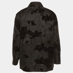 مملوكة مسبقًا قميص لوي فيتون فوقي أزياء مخمل أسود غرافيك شيك مقاس كبير جدًا جدًا - إكس إكس لارج