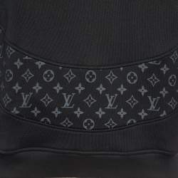 Pre Owned هودي قطن لوي فيتون أسود بتصميم دوائر شعارية مقاس كبير جدًا - إكس لارج