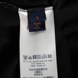 Pre Owned تي شيرت لوي فيتون قطن أسود مطبوع شعار الماركة يغطيه بالكامل أكمام قصيرة مقاس كبير (لارج)