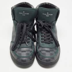 مملوكة مسبقًا Louis Vuitton Grey/Black Monogram Canvas and Leather Rivoli Sneakers Size 43