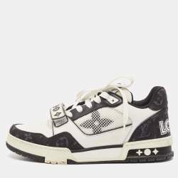 مملوكة مسبقًا Louis Vuitton Black/White Leather and Monogram Denim LV Trainer Sneakers Size 40