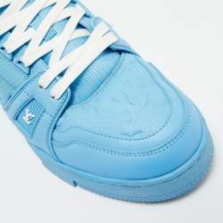 مملوكة مسبقًا حذاء رياضي لوي فيتون منخفض من أعلى LV جلد ودنيم أزرق مقاس 42