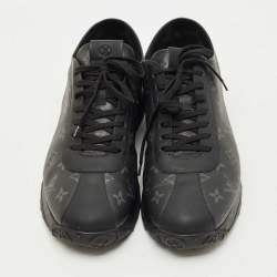 مملوكة مسبقًا Louis Vuitton Black Leather and Monogram Canvas Wilderness Sneaker Size 45