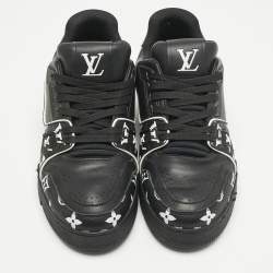 Pre Owned Louis Vuitton Black Monogram Leather LV Trainer Sneakers Size 40