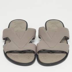 Pre Owned Louis Vuitton Grey Leather LV Oasis Slide Sandals Size 40