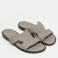Pre Owned Louis Vuitton Grey Leather LV Oasis Slide Sandals Size 40