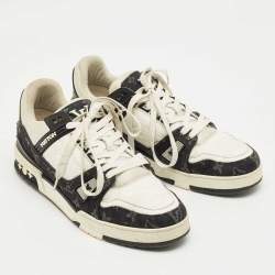 مملوكة مسبقًا Louis Vuitton White/Black Denim and Leather LV Trainer Maxi Lace Up Sneakers Size 42