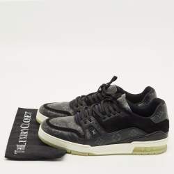 مملوكة مسبقًا حذاء رياضي لوي فيتون إل في ترينر قماش وجلد أسود #54 مقاس 42.5