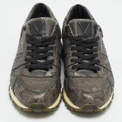 Pre Owned حذاء رياضي لويس فيتون قماش محبوك دامير وجلد أسود عنق منخفض مقاس 44