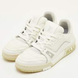 Pre Owned Louis Vuitton LV Trainer Size 38 White Leather Lace Up Sneakers
