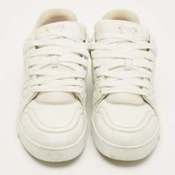مملوكة مسبقًا Louis Vuitton LV Trainer Size 43 White Fabric and Leather Lace Up Sneakers